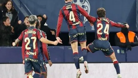 热刺利物浦激战66场，共进206球，谱写英超进球传奇！