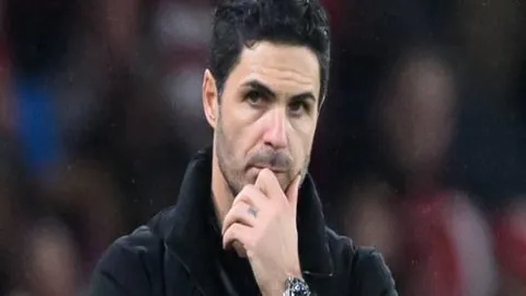 37岁加梅罗告别球场，四次欧联杯荣耀辉煌！